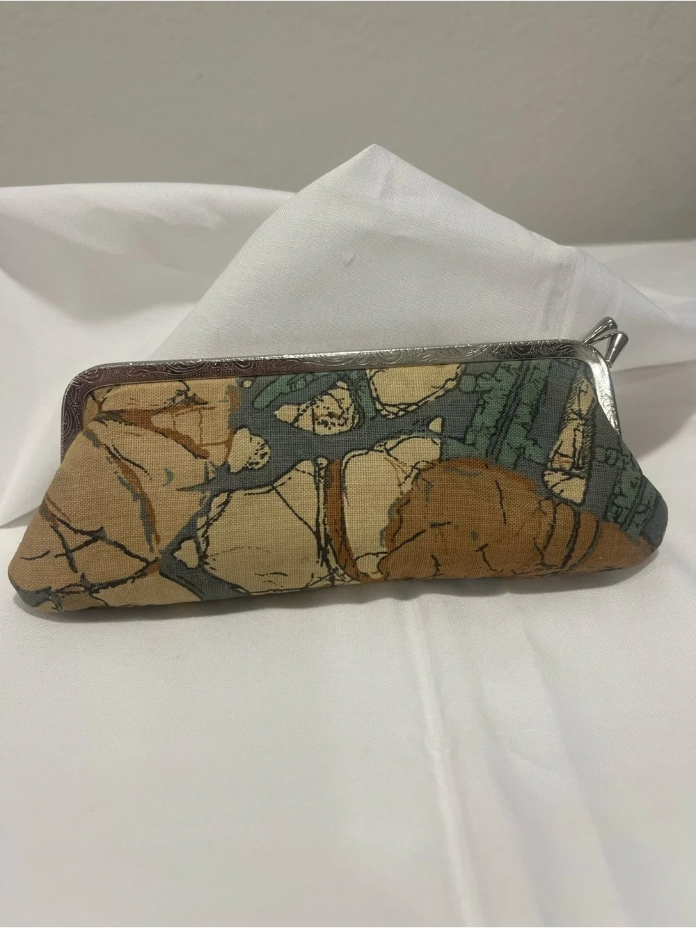 Vintage Rosanne Kiss Lock Clutch Purse 1960s